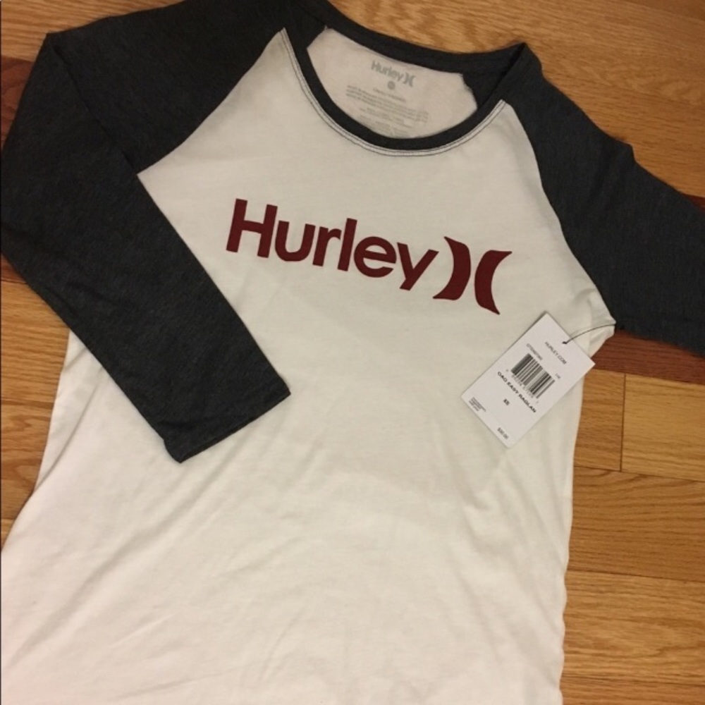 Brand new Hurley 1/2 sleeve top- tags still on